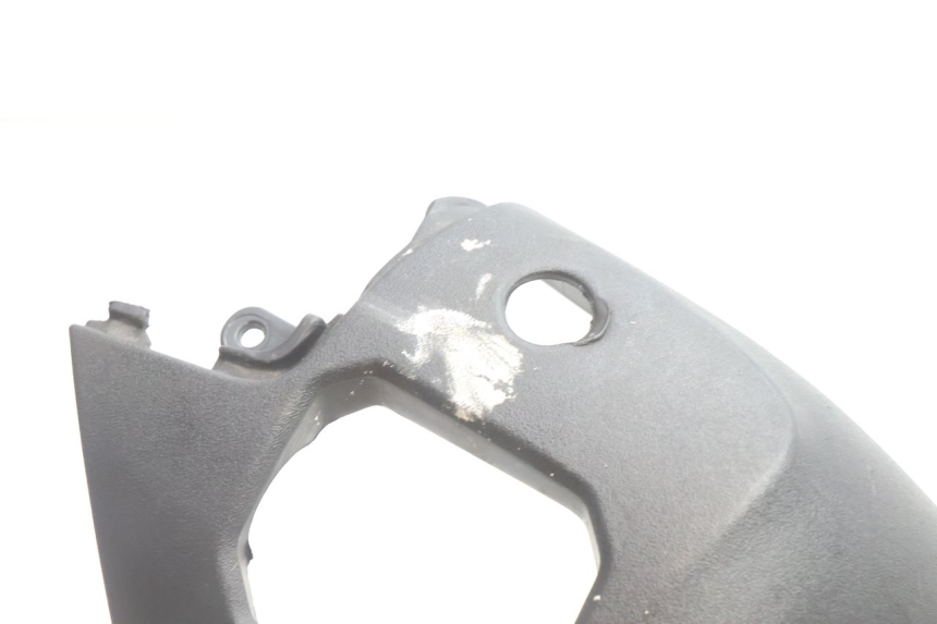 photo de VOORSTE STUURKAP PIAGGIO MP3 500 (2016 - 2018) - Detail van het onderdeel
