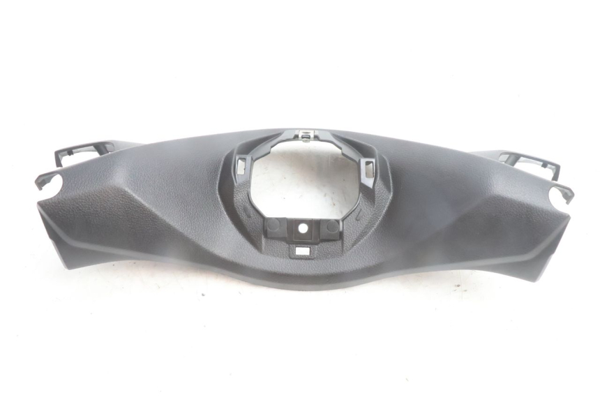 photo de VOORSTE STUURHOES YAMAHA N-MAX NMAX 125 (2021 - 2024) - Detail van het onderdeel
