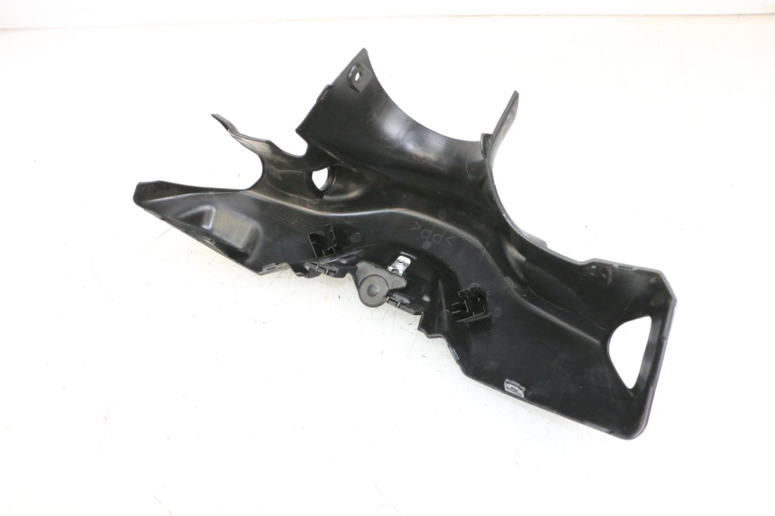 photo de VOORSTE STUURKAP YAMAHA NEO'S CORE 1 (2022 - 2026) - Zoom op gebruiksstaat