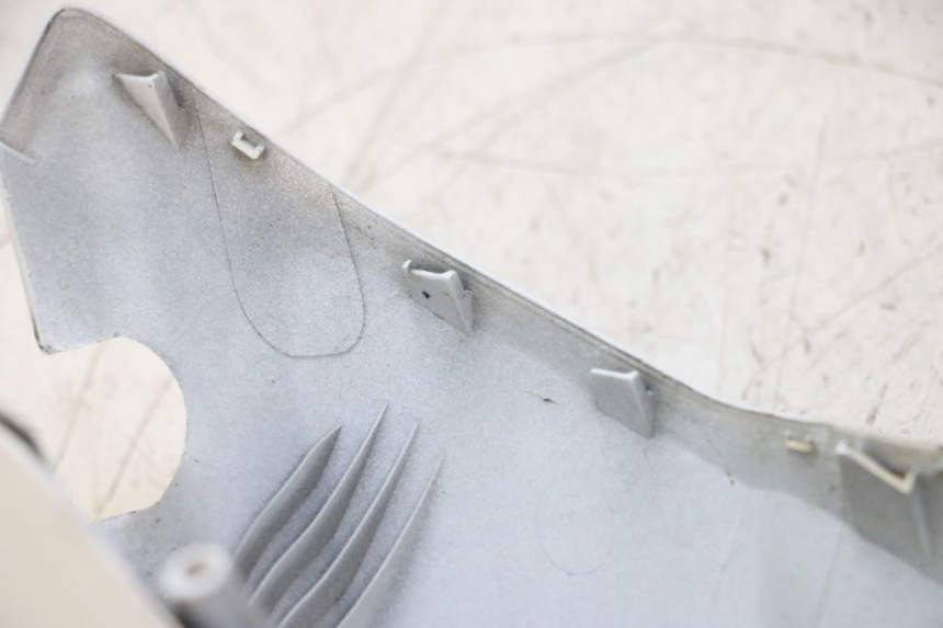 photo de VOORSTE STUURKAP YAMAHA NEOS NEO'S 4T 50 (2008 - 2016) - Detail van het onderdeel