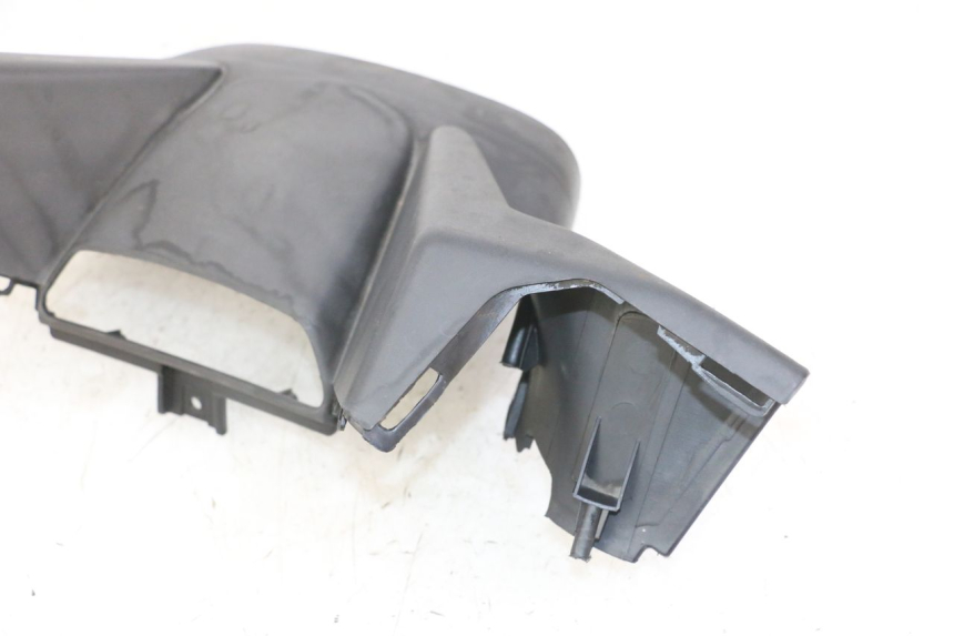 photo de VOORSTE STUURKAP GILERA NEXUS 125 (2009 - 2013) - Kenmerkende details