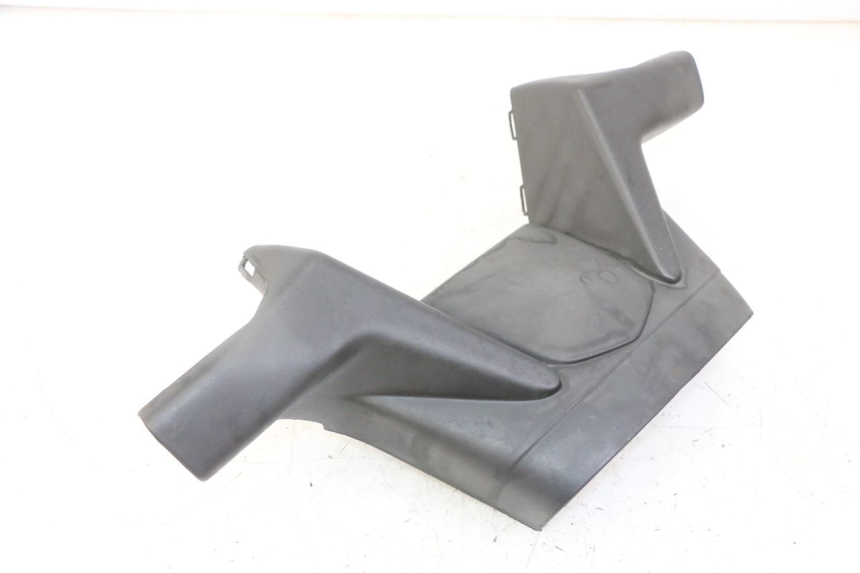 photo de VOORSTE STUURKAP GILERA NEXUS 125 (2009 - 2013) - Zoom op componenten