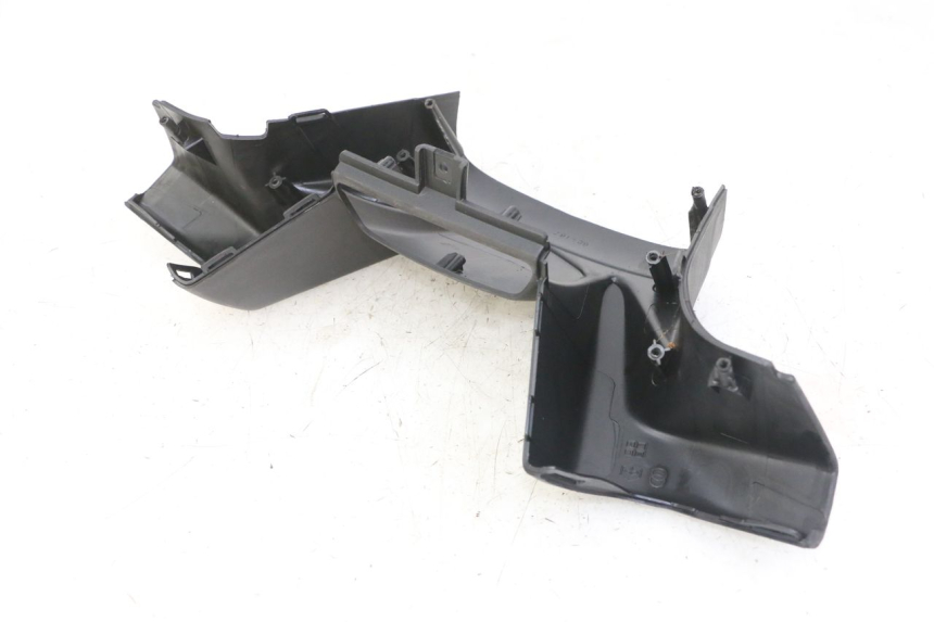 photo de VOORSTE STUURKAP GILERA NEXUS 125 (2009 - 2013) - Technische close-up