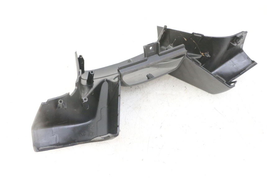 photo de VOORSTE STUURKAP GILERA NEXUS 125 (2009 - 2013) - Overzicht