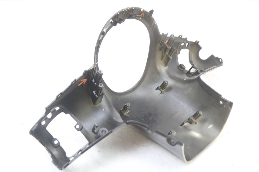 photo de VOORSTE STUURKAP PEUGEOT DJANGO 125 (2014 - 2017) - Overzicht