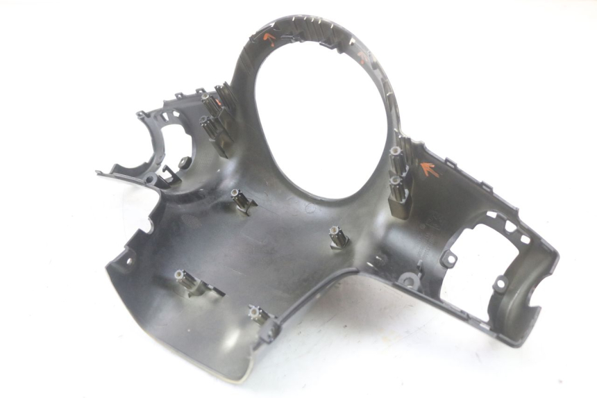 photo de VOORSTE STUURKAP PEUGEOT DJANGO 125 (2014 - 2017) - Gecontroleerd onderdeel