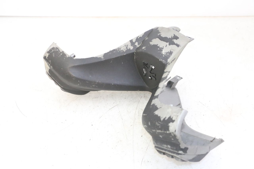 photo de VOORSTE STUURKAP PEUGEOT ELYSTAR 50 (2002 - 2014) - Bevestigingspunten