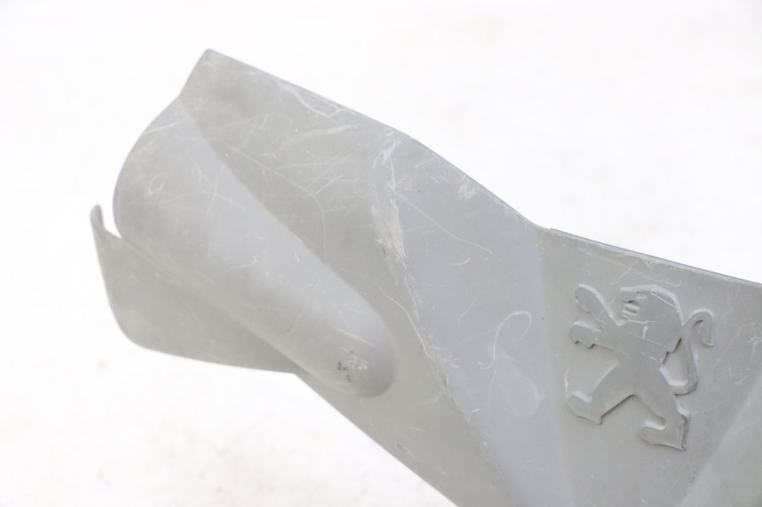 photo de VOORSTE STUURKAP PEUGEOT LUDIX ONE 50 (2005 - 2008) - Detail van het onderdeel