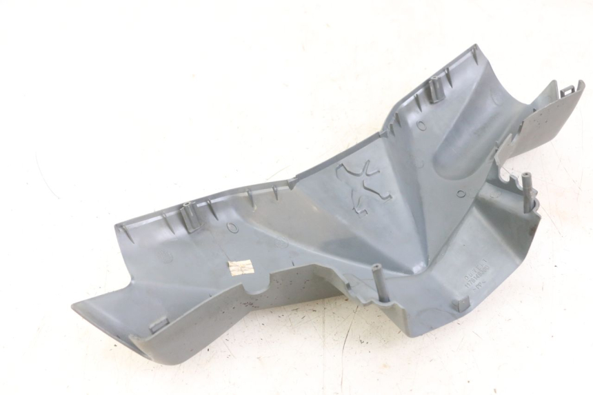 photo de VOORSTE STUURKAP PEUGEOT LUDIX ONE 50 (2005 - 2008) - Overzicht