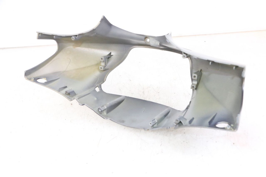 photo de VOORSTE STUURKAP PEUGEOT TWEET 4T 50 (2014 - 2019) - Detail van het onderdeel