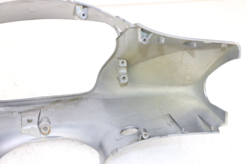 photo de VOORSTE STUURKAP PEUGEOT TWEET 4T 50 (2014 - 2019) - Zoom op gebruiksstaat