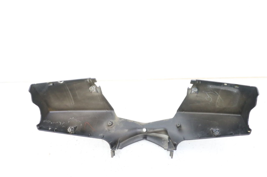 photo de VOORSTE STUURKAP PEUGEOT VIVACITY 125 (2010 - 2017) - Bevestigingspunten