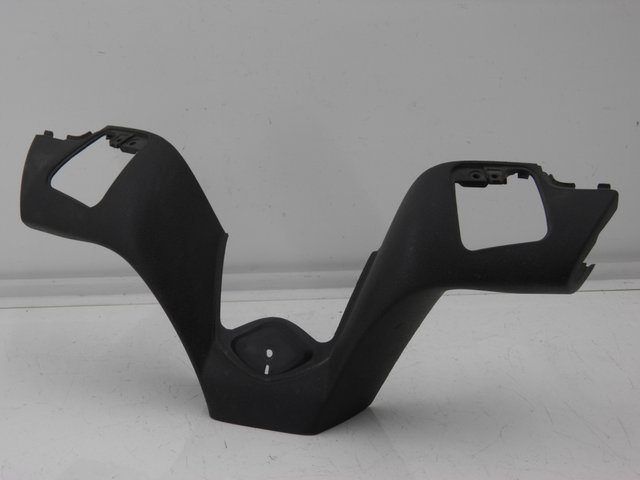 photo de VOORSTE STUURKAP PIAGGIO MP3 125 (2006 - 2014) - Hoofdaanzicht