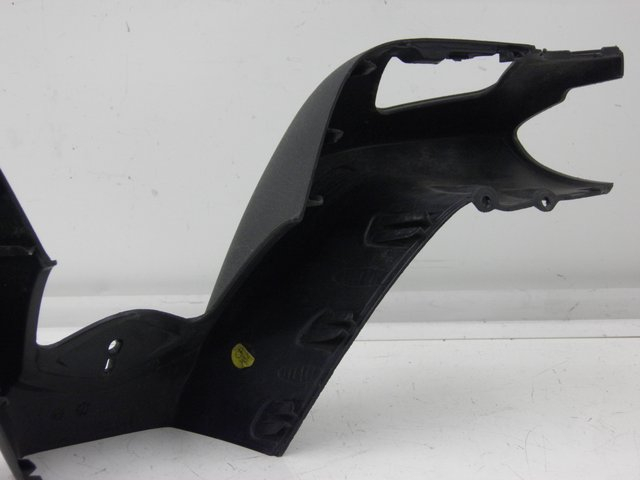 photo de VOORSTE STUURKAP PIAGGIO MP3 125 (2006 - 2014) - Overzicht