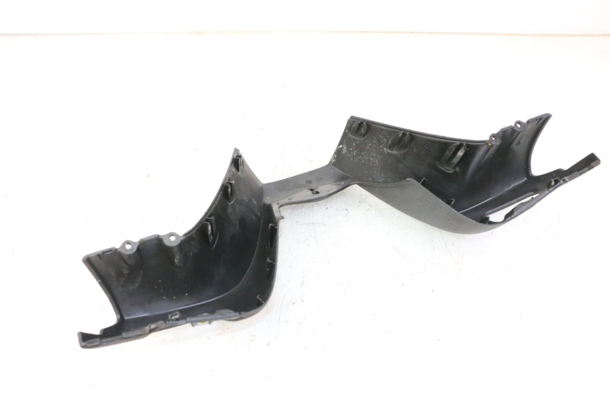 photo de VOORSTE STUURKAP PIAGGIO MP3 125 (2006 - 2014) - Zoom op gebruiksstaat