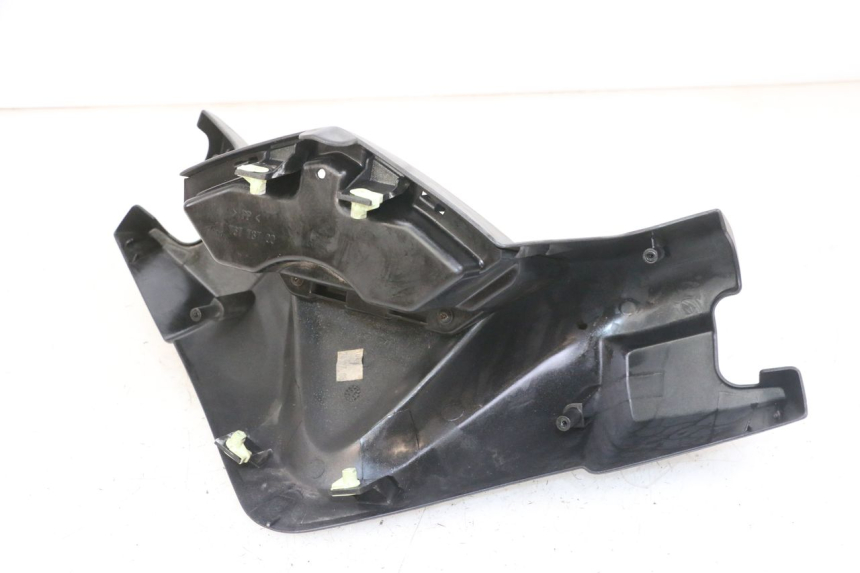 photo de VOORSTE STUURKAP PEUGEOT SATELIS COMPRESSOR K15 125 (2006 - 2009) - Overzicht