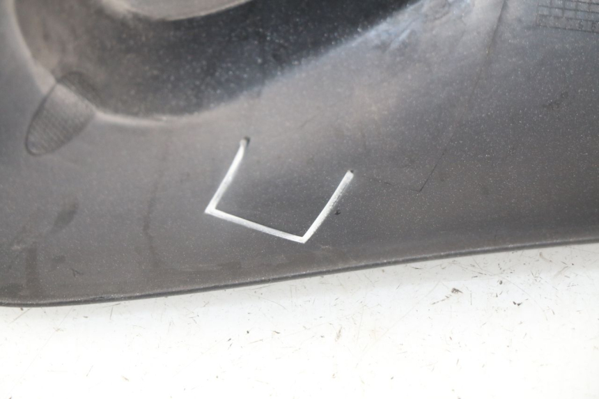 photo de VOORSTE STUURKAP PEUGEOT SATELIS 300 (2012 - 2015) - Technische close-up