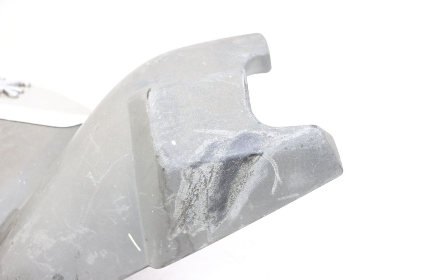 photo de VOORSTE STUURKAP PEUGEOT SATELIS 125 (2013 - 2018) - Kenmerkende details