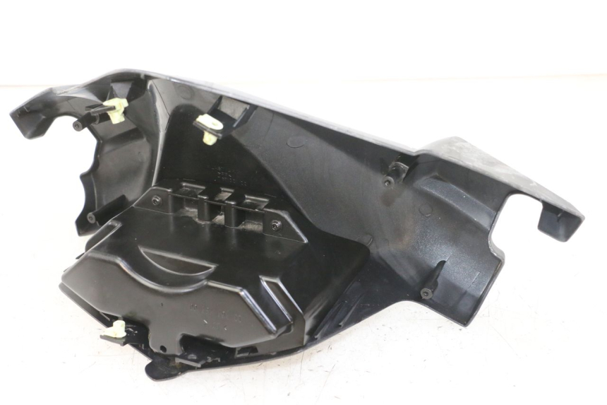 photo de VOORSTE STUURKAP PEUGEOT SATELIS 125 (2013 - 2018) - Andere kijkhoek