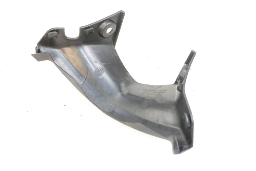 photo de VOORSTE STUURKAP KYMCO SUPER 8 4T 50 (2021 - 2024) - Zoom op gebruiksstaat