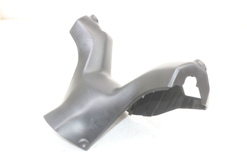 photo de VOORSTE STUURKAP SUZUKI BURGMAN 125 (2018 - 2021) - Andere kijkhoek