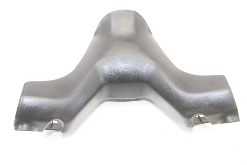 photo de VOORSTE STUURKAP SUZUKI BURGMAN 125 (2015 - 2017) - Andere kijkhoek