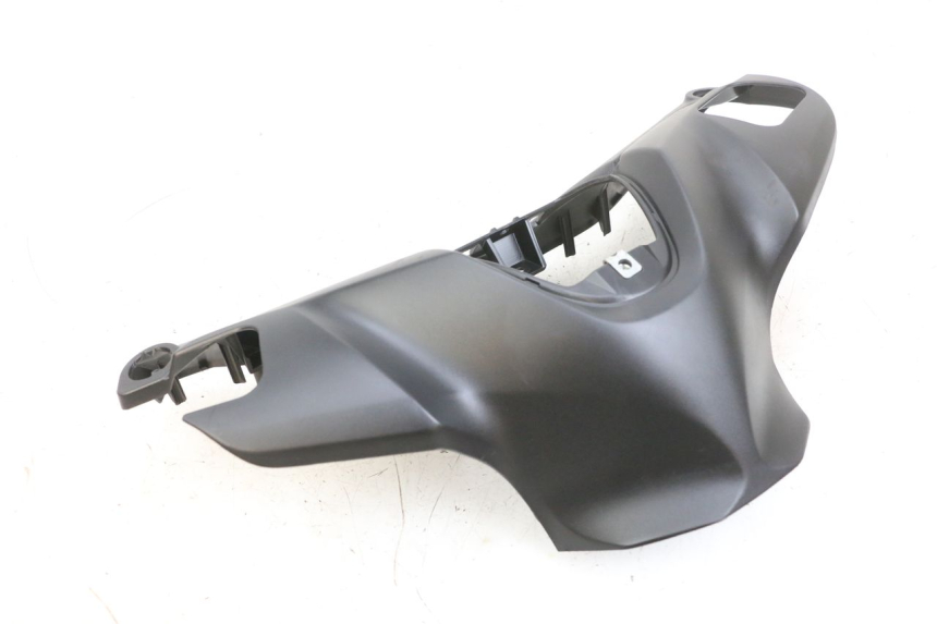 photo de VOORSTE STUURHOES YAMAHA TRICITY 300 (2020 - 2024) - Bevestigingspunten