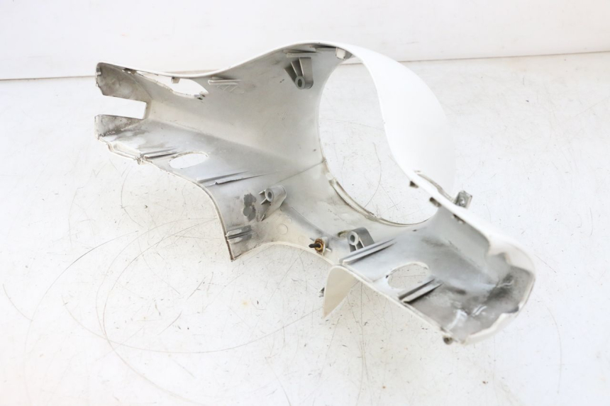photo de VOORSTE STUURKAP PIAGGIO VESPA GTS SUPER IE 125 (2009 - 2016) - Staat van het oppervlak