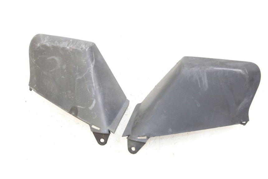 photo de VOORSTE STUURKAP YAMAHA XMAX X-MAX 125 (2006 - 2009) - Zoom op gebruiksstaat