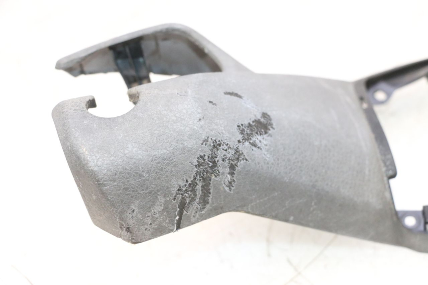 photo de VOORSTE STUURKAP YAMAHA X-MAX XMAX 125 (2010 - 2013) - Zoom op gebruiksstaat