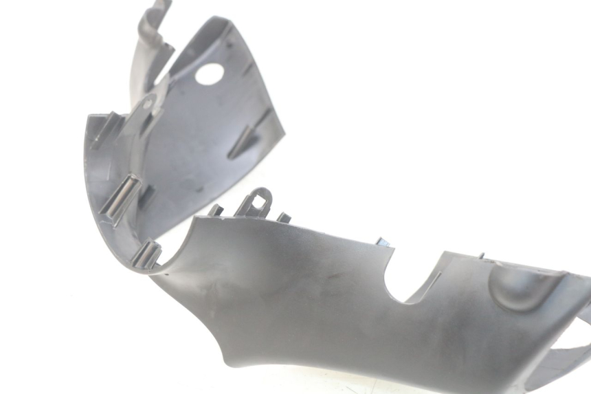 photo de VOORSTE STUURKAP PIAGGIO ZIP 4T 50 (2018 - 2020) - Detail van het onderdeel