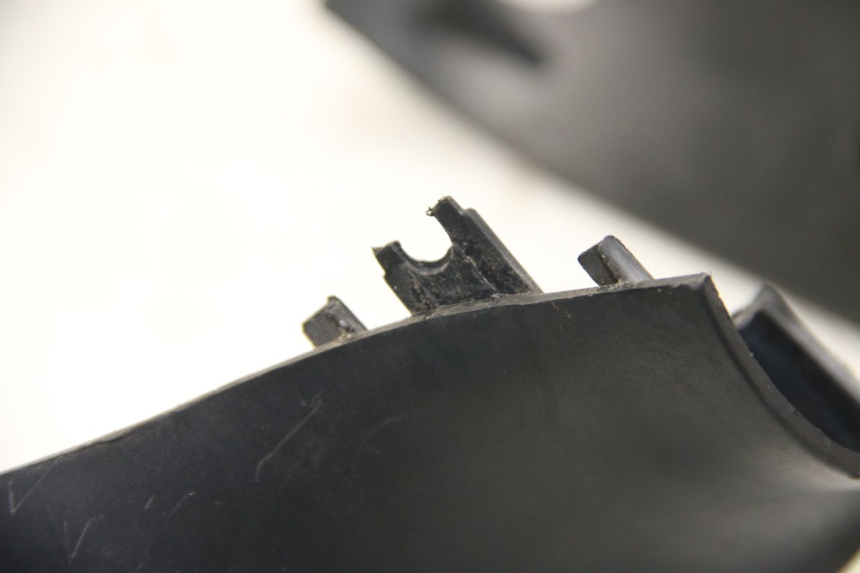 photo de VOORSTE STUURKAP PIAGGIO ZIP 4T 50 (2018 - 2020) - Detail van het onderdeel