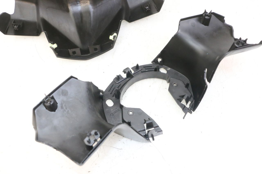 photo de STUURHOES PEUGEOT CITYSTAR 50 (2013 - 2017) - Markeringen en referenties