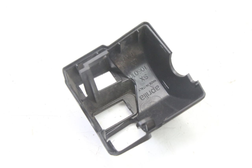 photo de HANDVAT BESCHERMING SCHAKELAAR APRILIA ATLANTIC 125 (2003 - 2009) - Overzicht