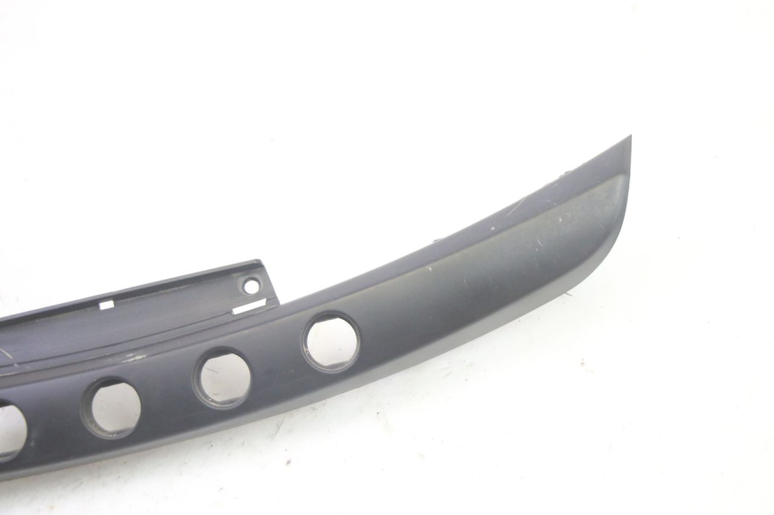 photo de HANDVAT BESCHERMING SCHAKELAAR PIAGGIO MP3 HPE 350 (2018 - 2020) - Zoom op gebruiksstaat