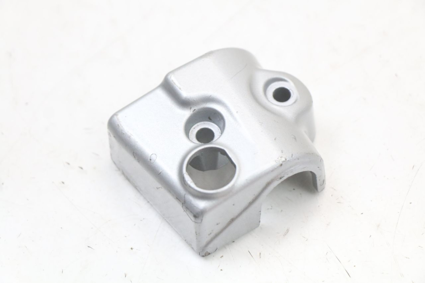 photo de HANDVAT BESCHERMING SCHAKELAAR MOTO GUZZI NORGE 8V GT 1200 (2011 - 2016) - Detail van het onderdeel