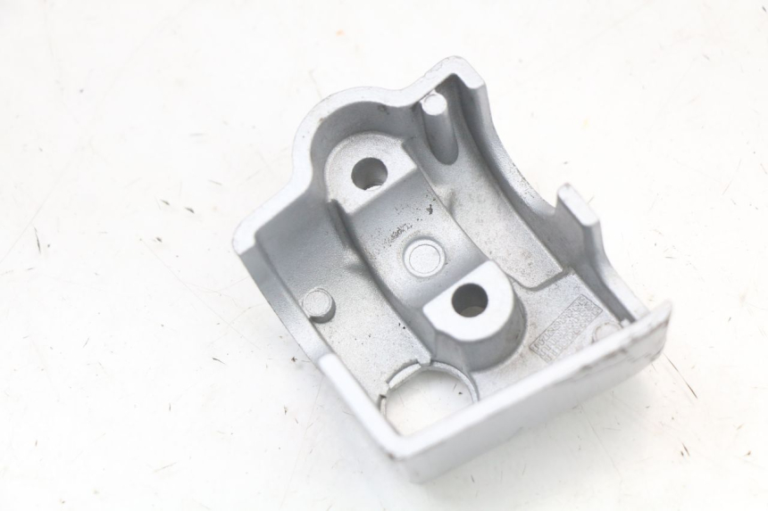 photo de HANDVAT BESCHERMING SCHAKELAAR MOTO GUZZI NORGE 8V GT 1200 (2011 - 2016) - Technische close-up
