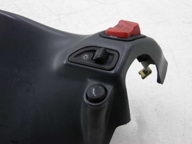 photo de STUURHULS COMMUTATOR PIAGGIO SUPER LX 125 (2000 - 2003) - Andere kijkhoek