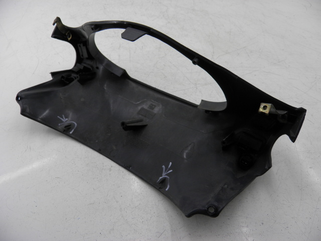 photo de STUURHULS COMMUTATOR PIAGGIO SUPER LX 125 (2000 - 2003) - Bevestigingspunten