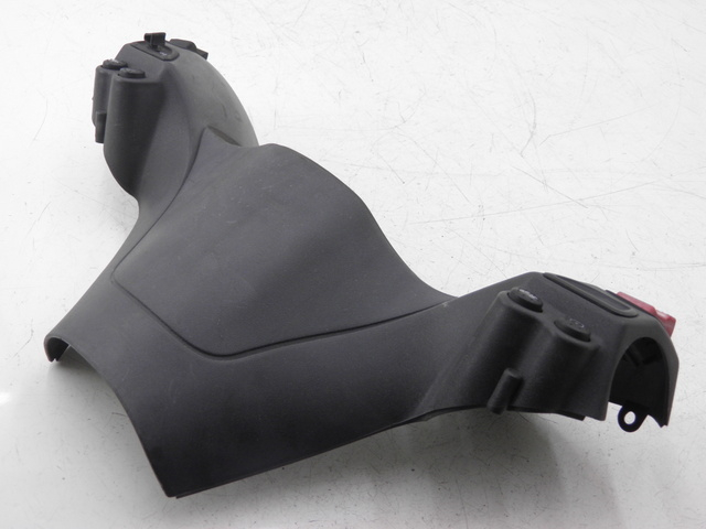 photo de HANDVAT BESCHERMING SCHAKELAAR PIAGGIO X8 STREET 125 (2006 - 2007) - Technische close-up