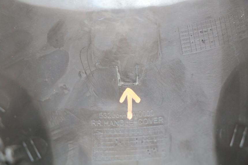 photo de HANDVAT BESCHERMING SCHAKELAAR PEUGEOT TWEET 125 (2018 - 2021) - Staat van het oppervlak