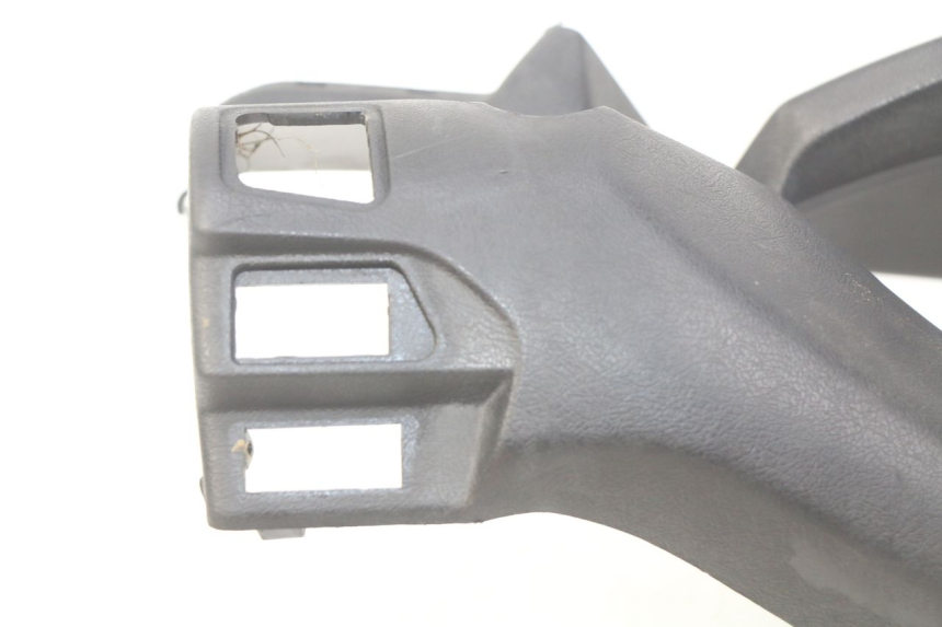 photo de STUURHULS COMMUTATOR YAMAHA XMAX X-MAX 125 (2006 - 2009) - Markeringen en referenties