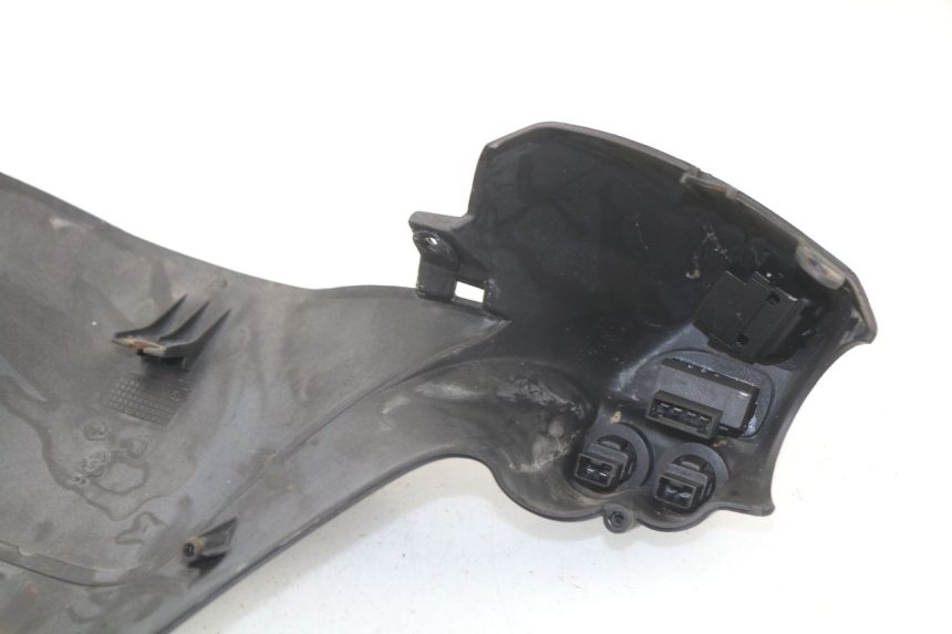 photo de STUURHULS COMMUTATOR PIAGGIO X9 125 (2000 - 2003) - Zoom op gebruiksstaat