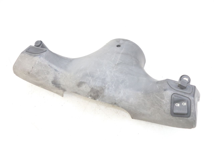 photo de HANDVAT BESCHERMING SCHAKELAAR PIAGGIO ZIP 2T 50 (2009 - 2019) - Technische close-up