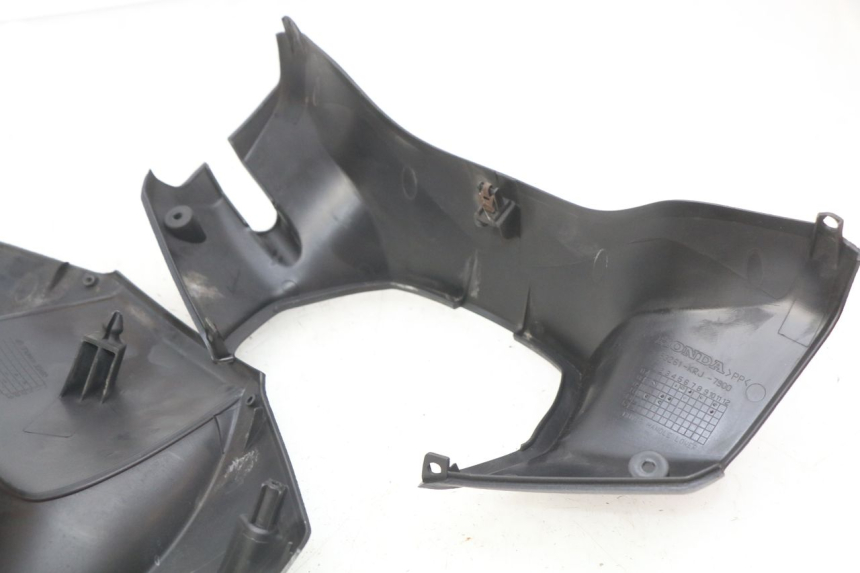 photo de STUURHOES HONDA FES S-WING SWING ABS 125 (2007 - 2015) - Overzicht