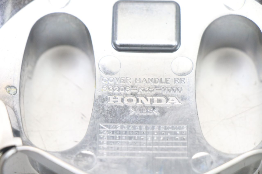 photo de STUURHOES HONDA PCX (JF57/JF64) 125 (2014 - 2018) - Bevestigingspunten