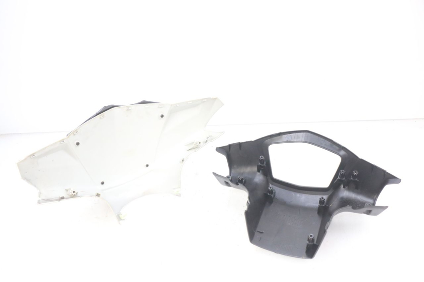 photo de STUURHOES PEUGEOT KISBEE 2T 50 (2010 - 2017) - Detail van het onderdeel