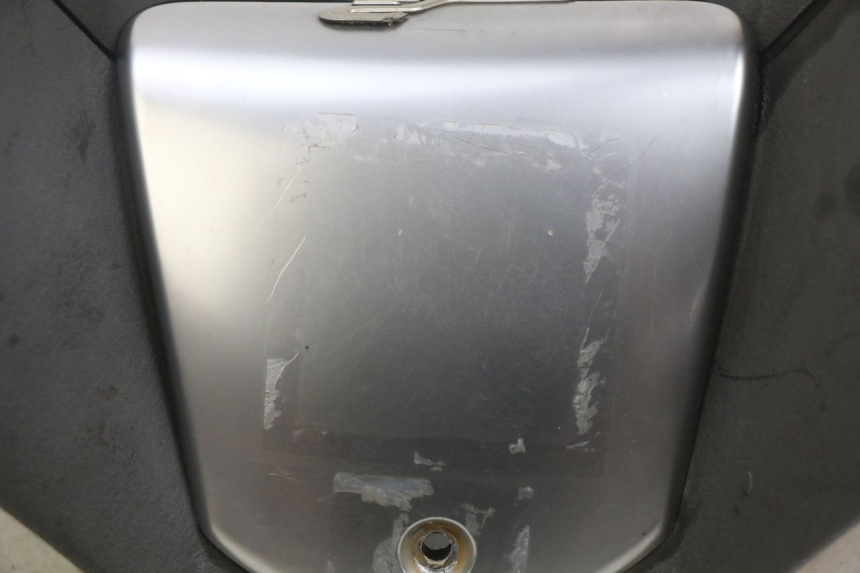 photo de STUURKAPJE PIAGGIO MP3 LT 400 (2007 - 2012) - Detail van het onderdeel