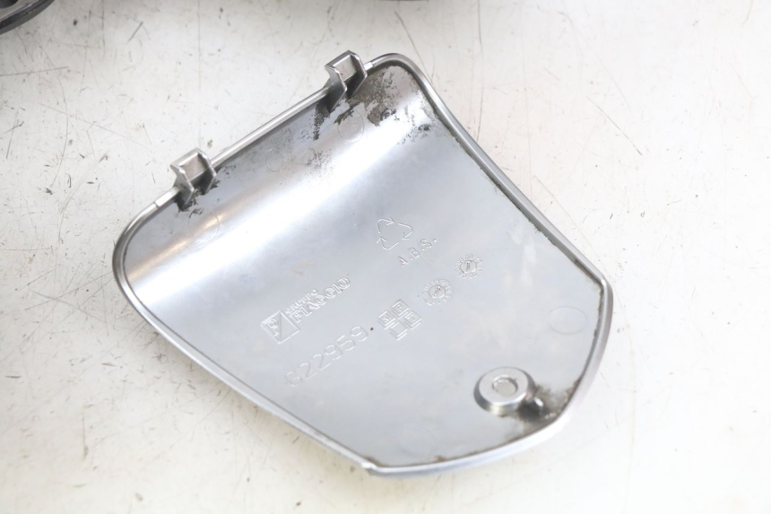 photo de STUURKAPJE PIAGGIO MP3 LT 400 (2007 - 2012) - Overzicht