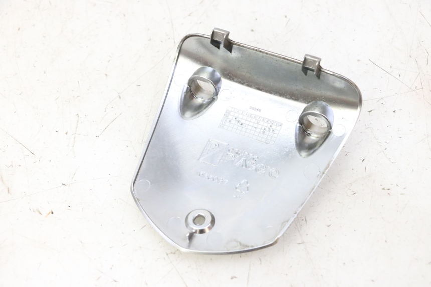 photo de STUURHOES PIAGGIO MP3 LT 300 (2010 - 2016) - Detail van het onderdeel
